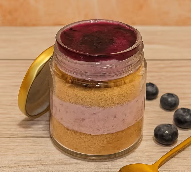 Freshly baked handcrafted Blueberry Burst Jar Cake – Cake design by TF Cakes